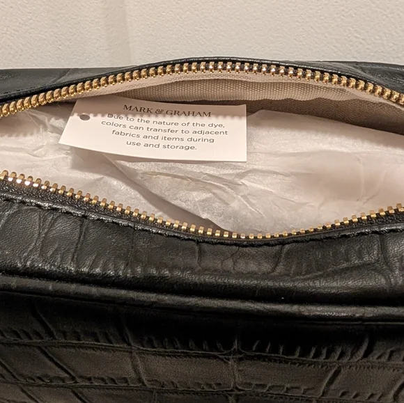 Mark and Graham Essential Crossbody Bag - Picture 6 of 7